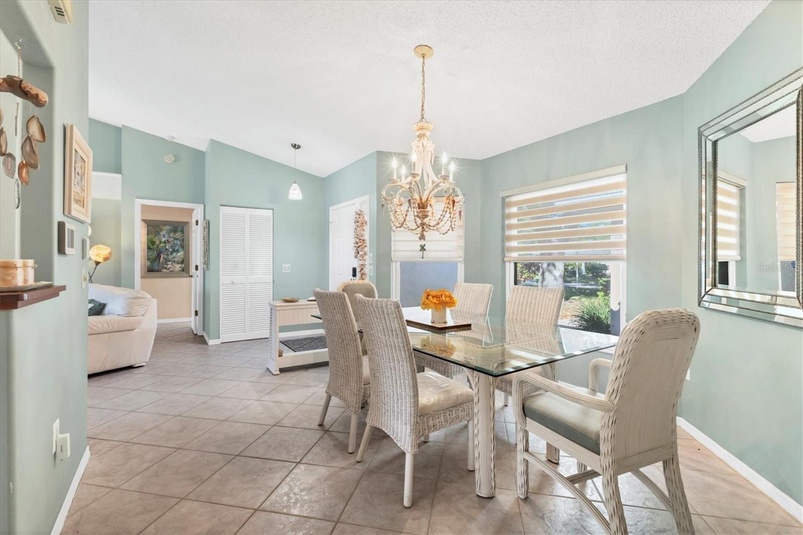 109 SOUTHAMPTON PL N #245, VENICE, FL, 34293