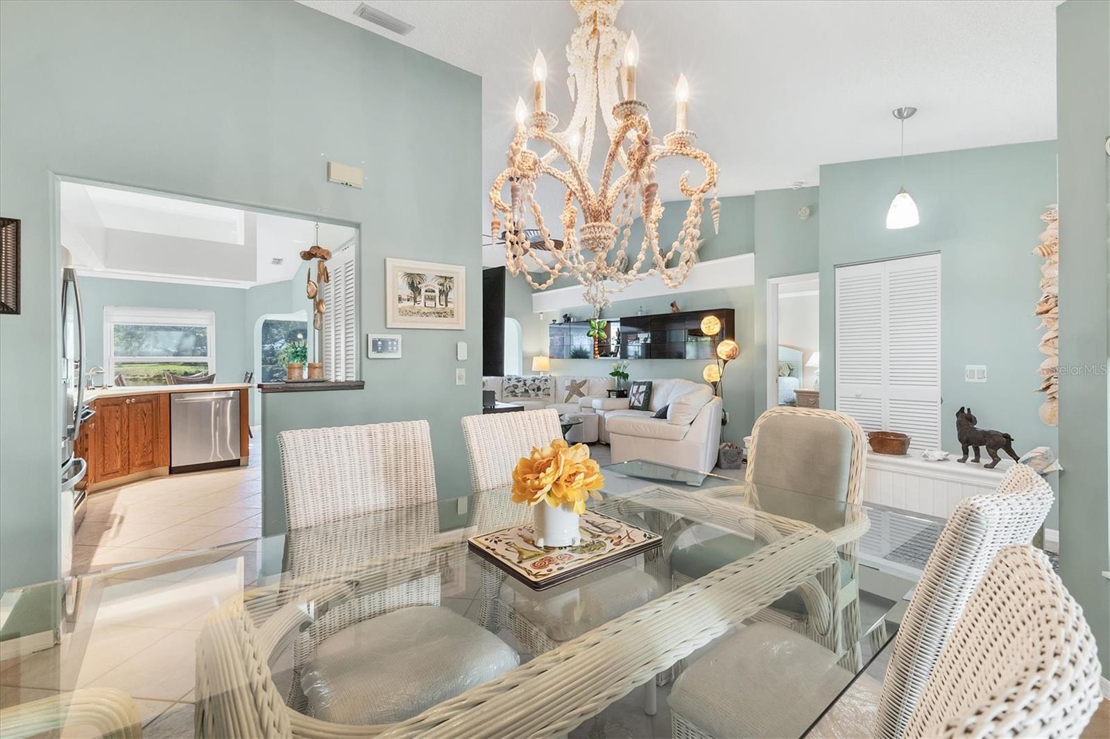 109 SOUTHAMPTON PL N #245, VENICE, FL, 34293