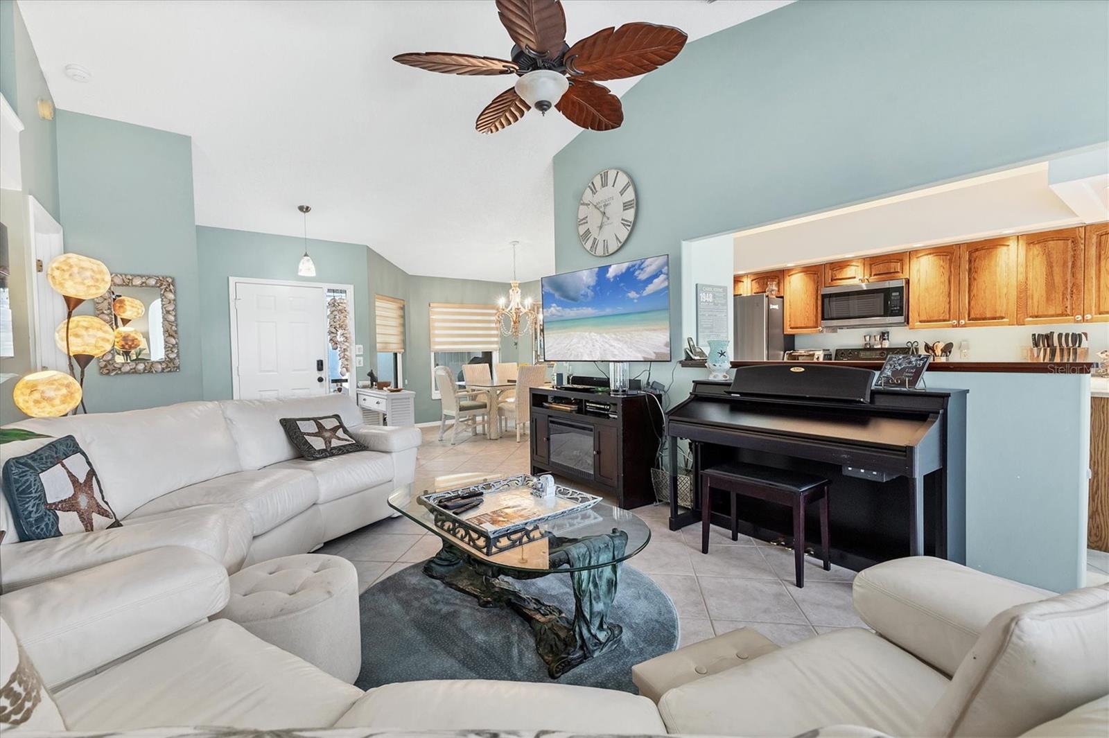 109 SOUTHAMPTON PL N #245, VENICE, FL, 34293
