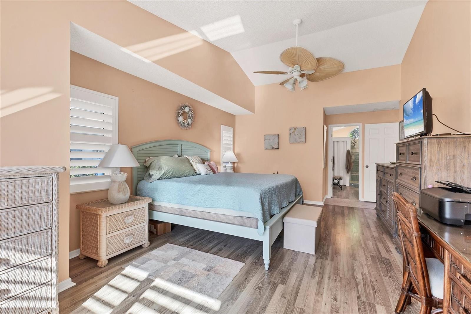 109 SOUTHAMPTON PL N #245, VENICE, FL, 34293