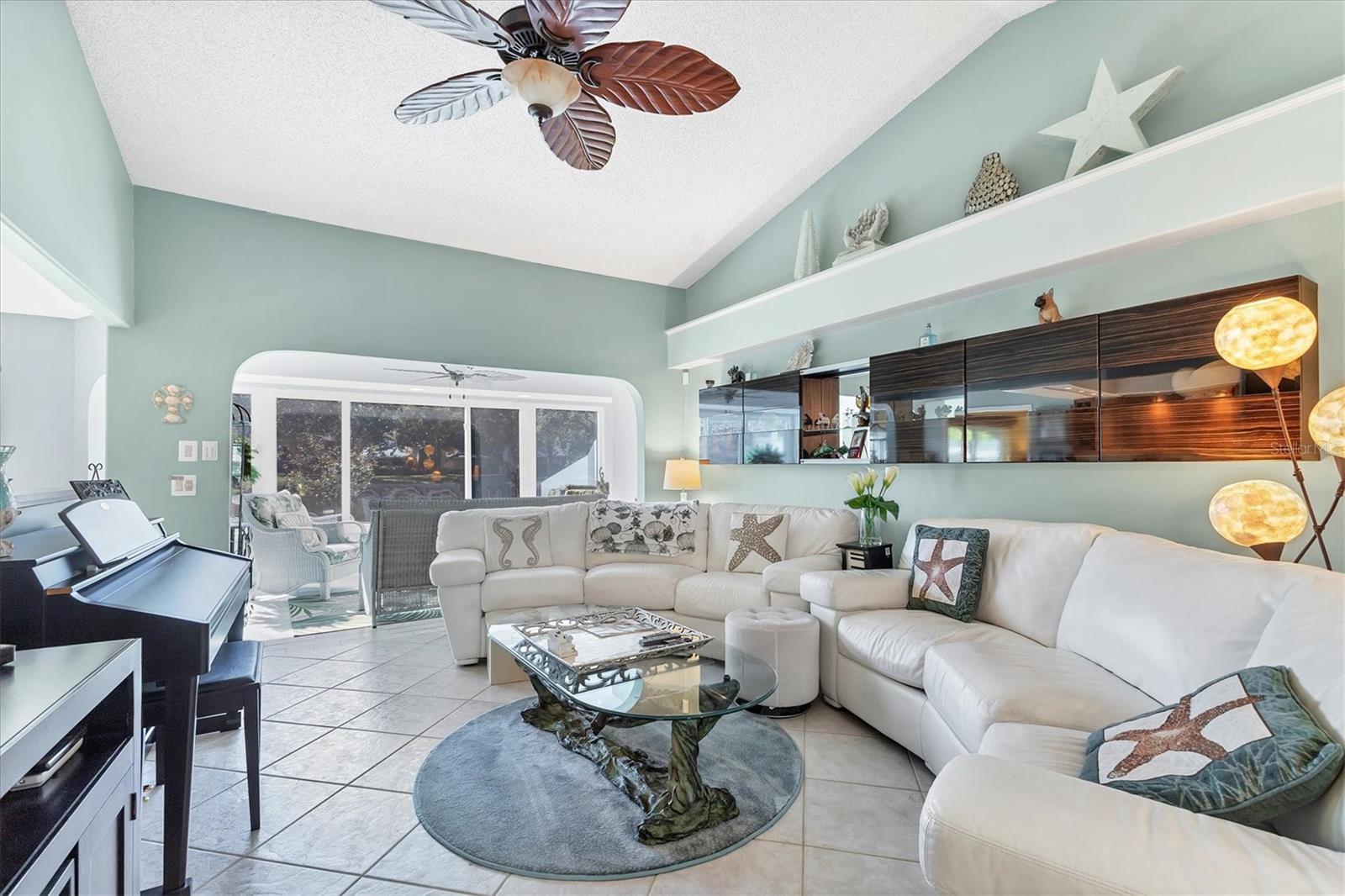 109 SOUTHAMPTON PL N #245, VENICE, FL, 34293
