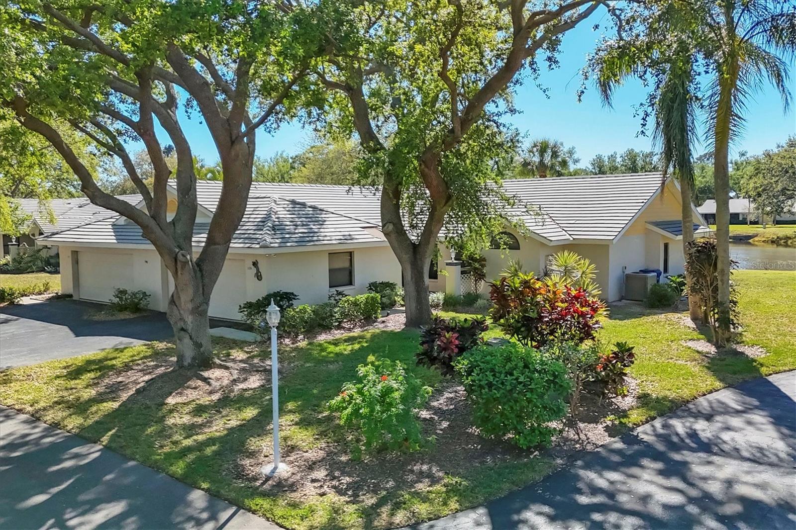 109 SOUTHAMPTON PL N #245, VENICE, FL, 34293