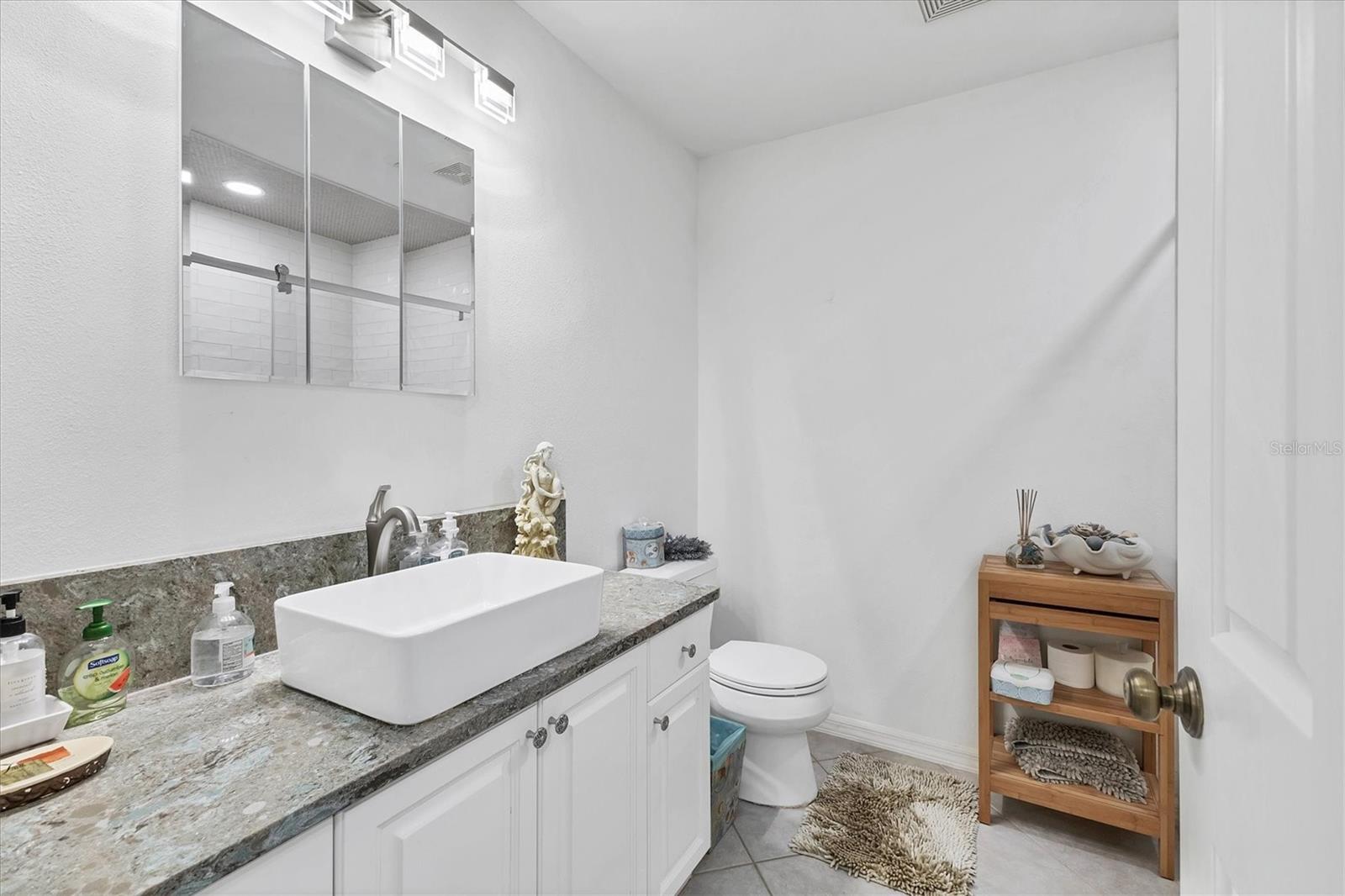 109 SOUTHAMPTON PL N #245, VENICE, FL, 34293
