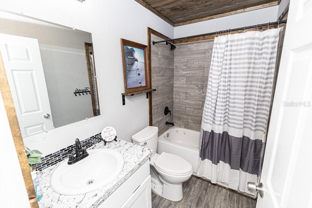 13 BAY COURT RUN, OCKLAWAHA, FL, 32179