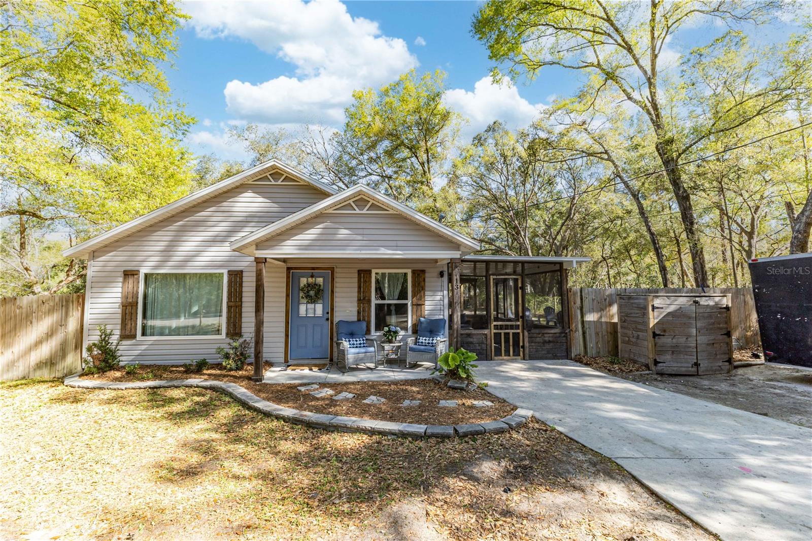 13 BAY COURT RUN, OCKLAWAHA, FL, 32179