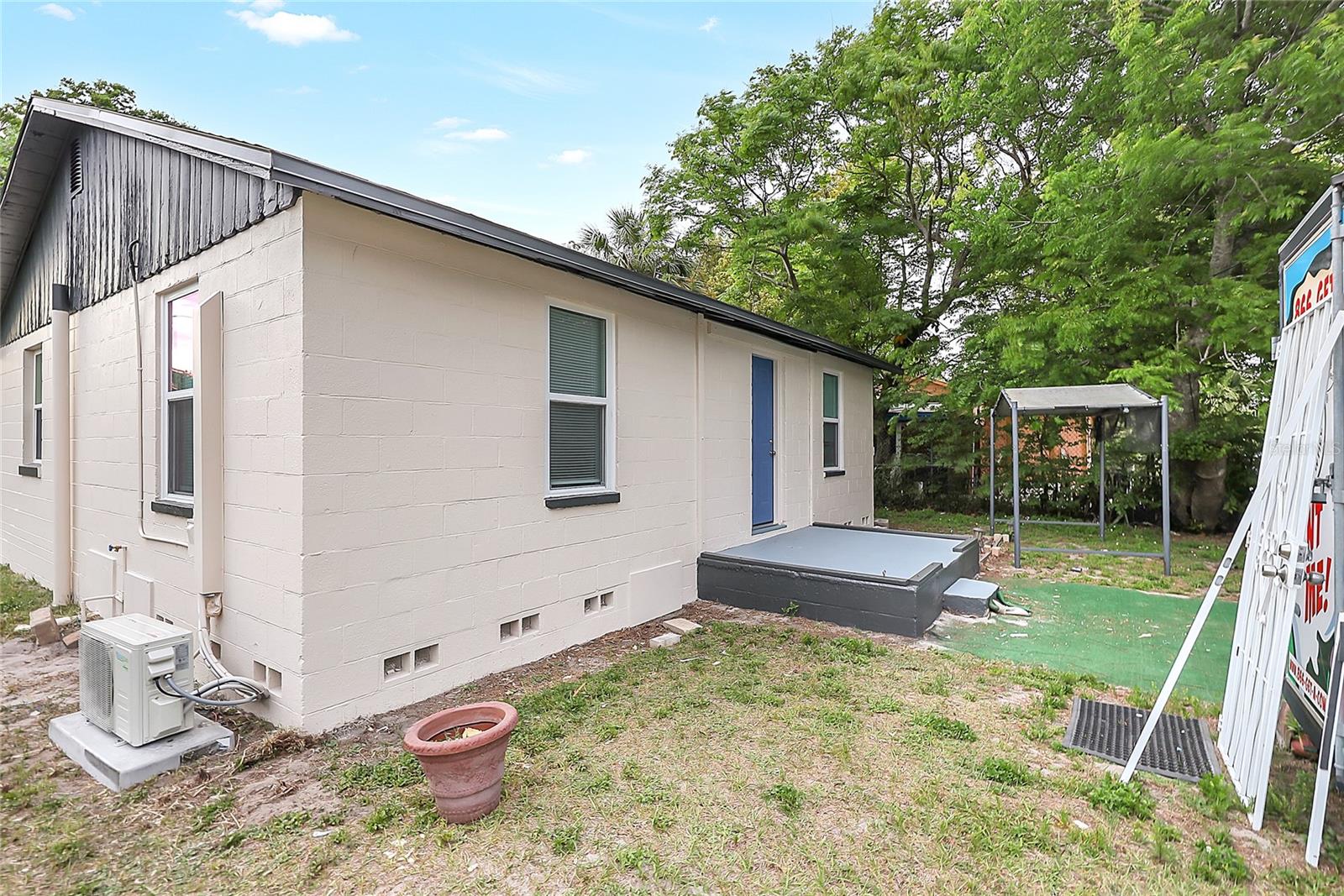 626 MARVIN C ZANDERS AVE, APOPKA, FL, 32703
