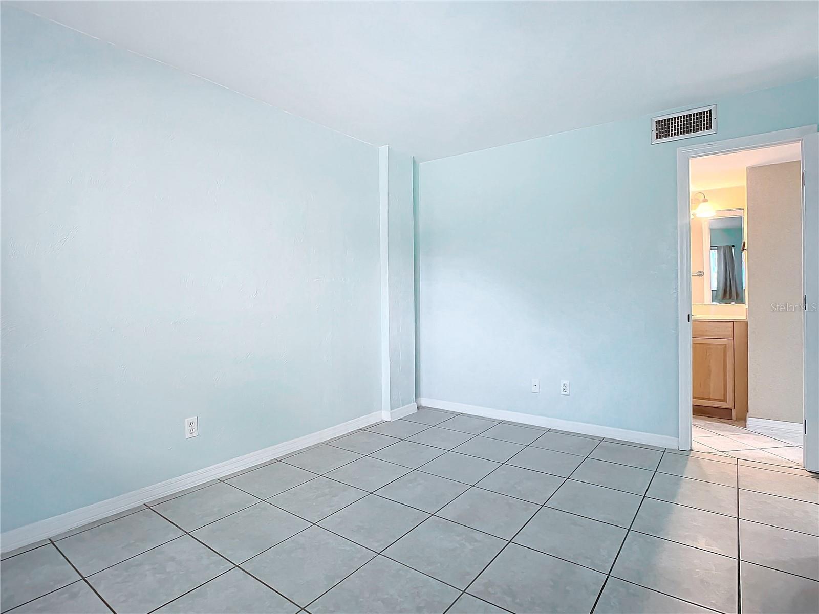 145 N HALIFAX AVE #103, DAYTONA BEACH, FL, 32118