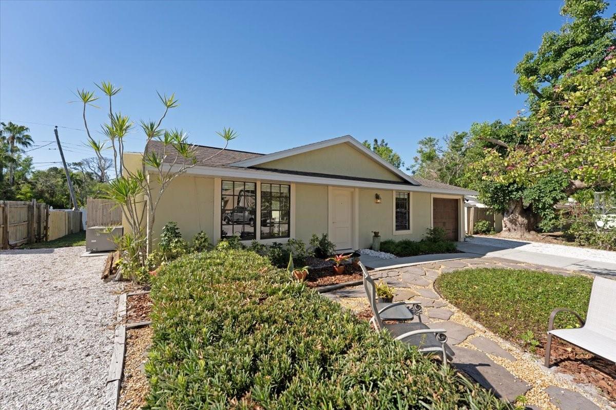 2316 BRADFORD ST, SARASOTA, FL, 34231