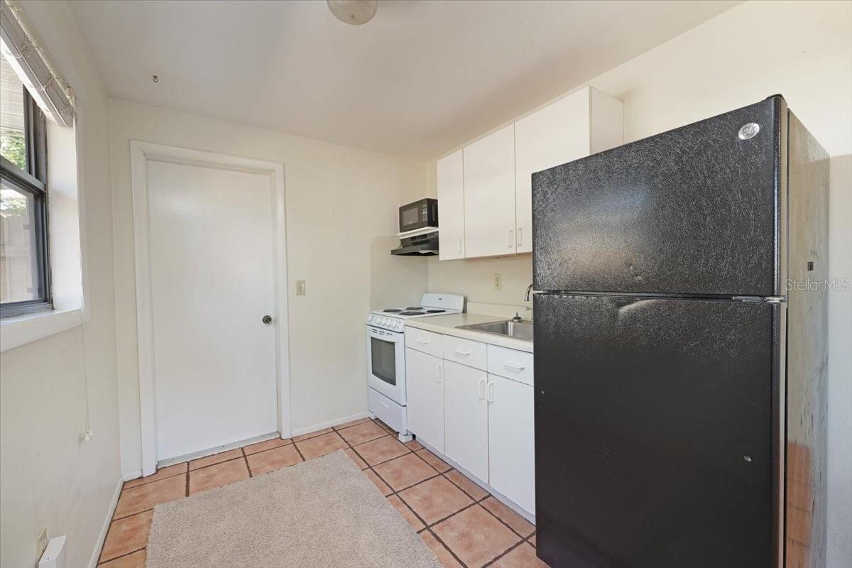 2316 BRADFORD ST, SARASOTA, FL, 34231