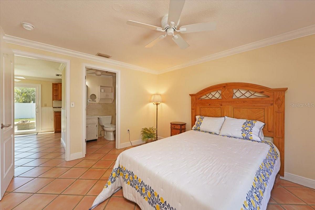 2316 BRADFORD ST, SARASOTA, FL, 34231