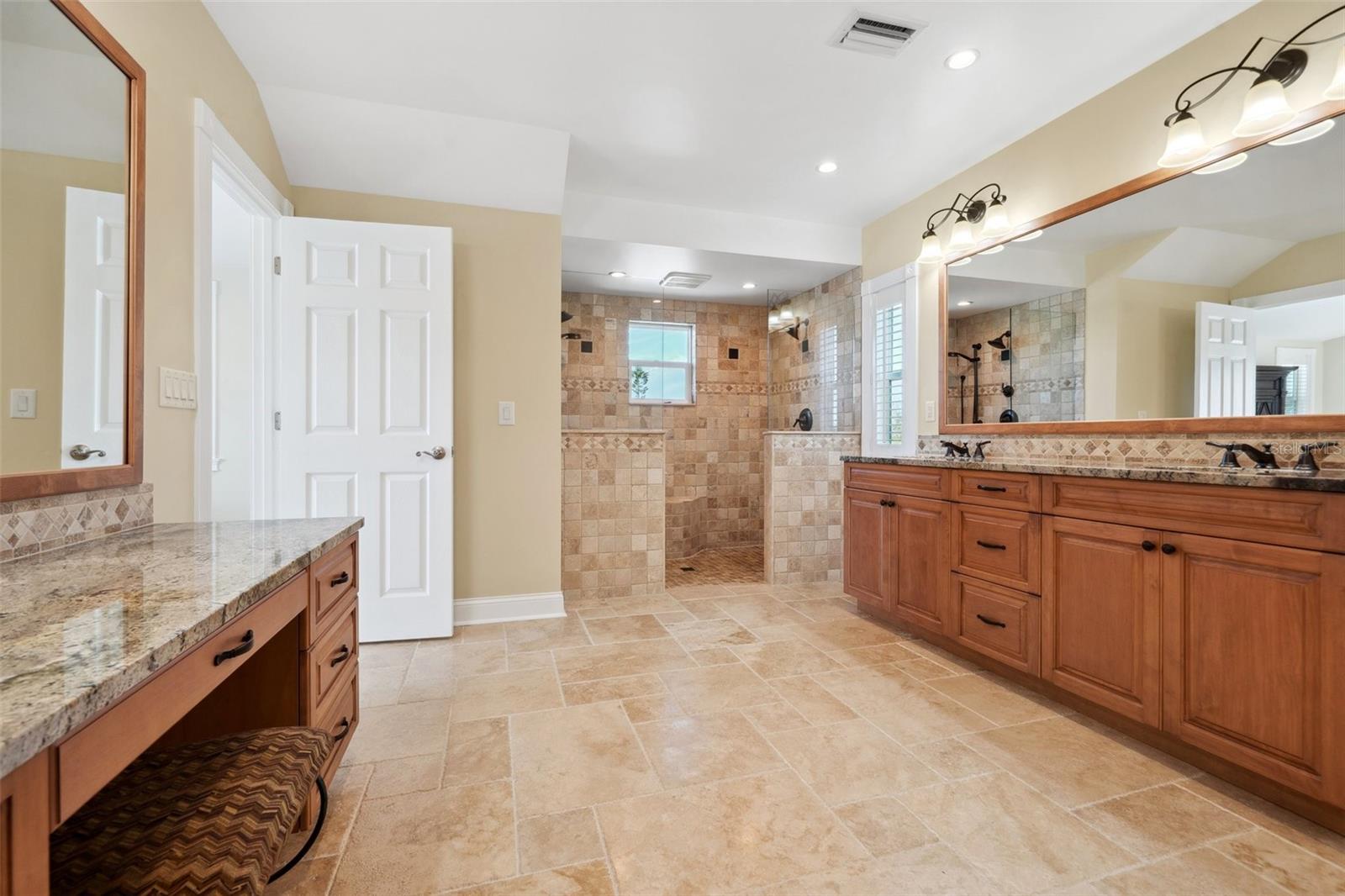 5512 AVENIDA DEL MARE, SARASOTA, FL, 34242