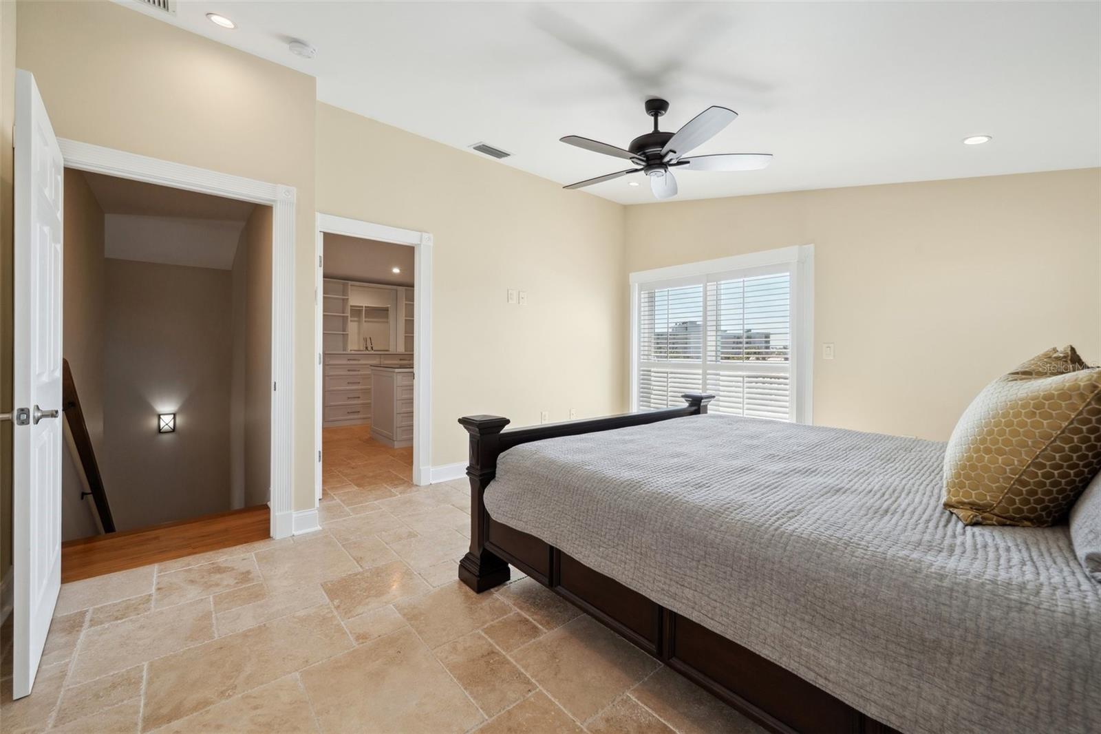 5512 AVENIDA DEL MARE, SARASOTA, FL, 34242
