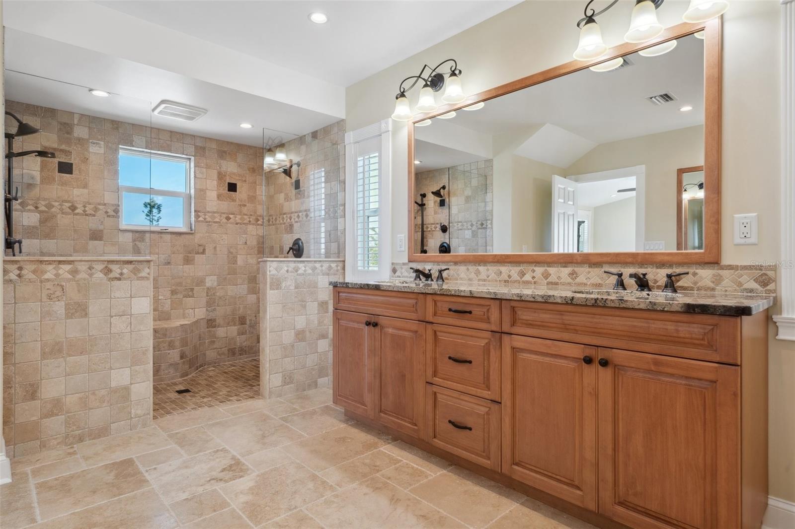 5512 AVENIDA DEL MARE, SARASOTA, FL, 34242