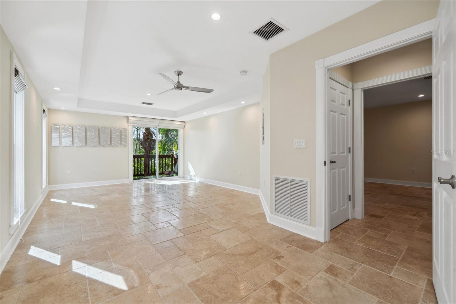 5512 AVENIDA DEL MARE, SARASOTA, FL, 34242