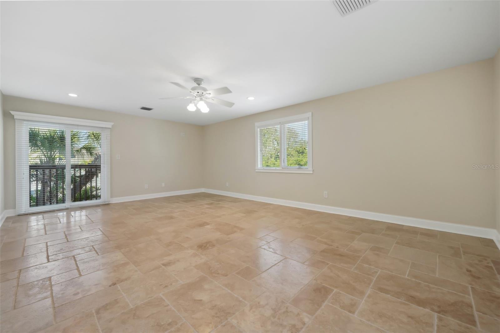 5512 AVENIDA DEL MARE, SARASOTA, FL, 34242