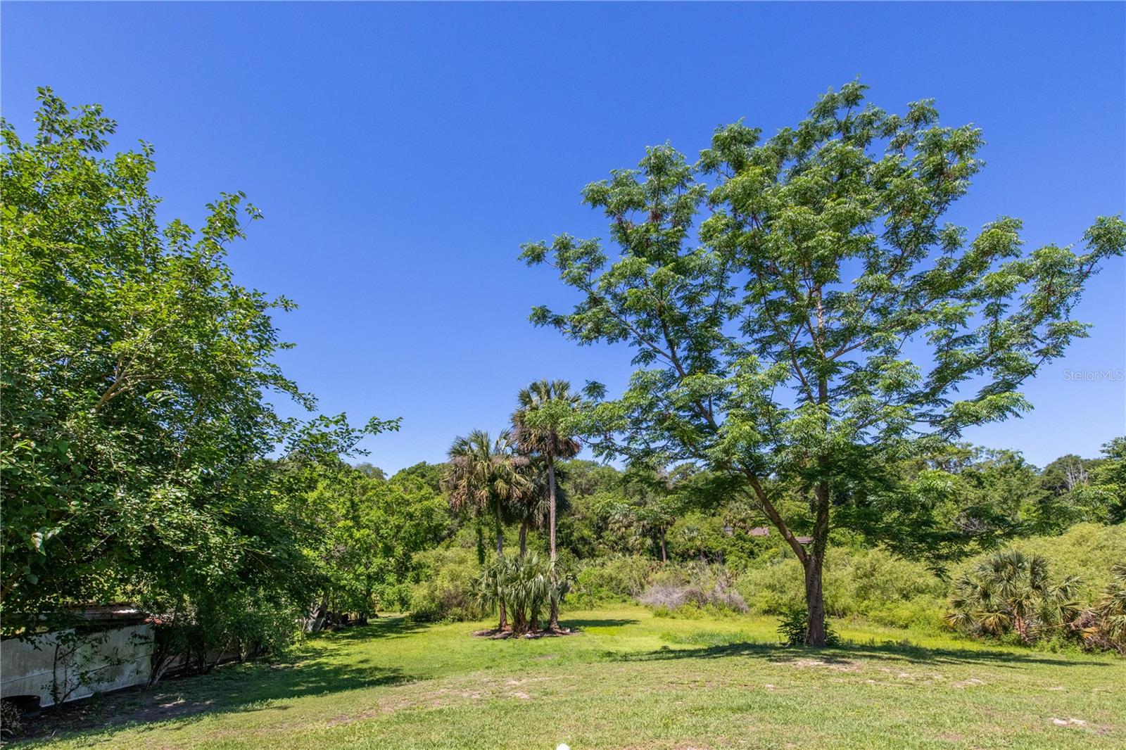 5694 ARAGON AVE, DE LEON SPRINGS, FL, 32130