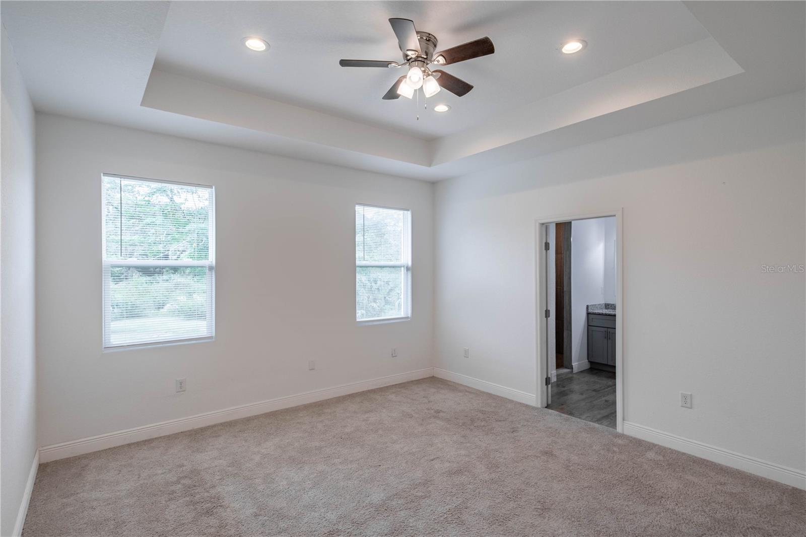 5694 ARAGON AVE, DE LEON SPRINGS, FL, 32130