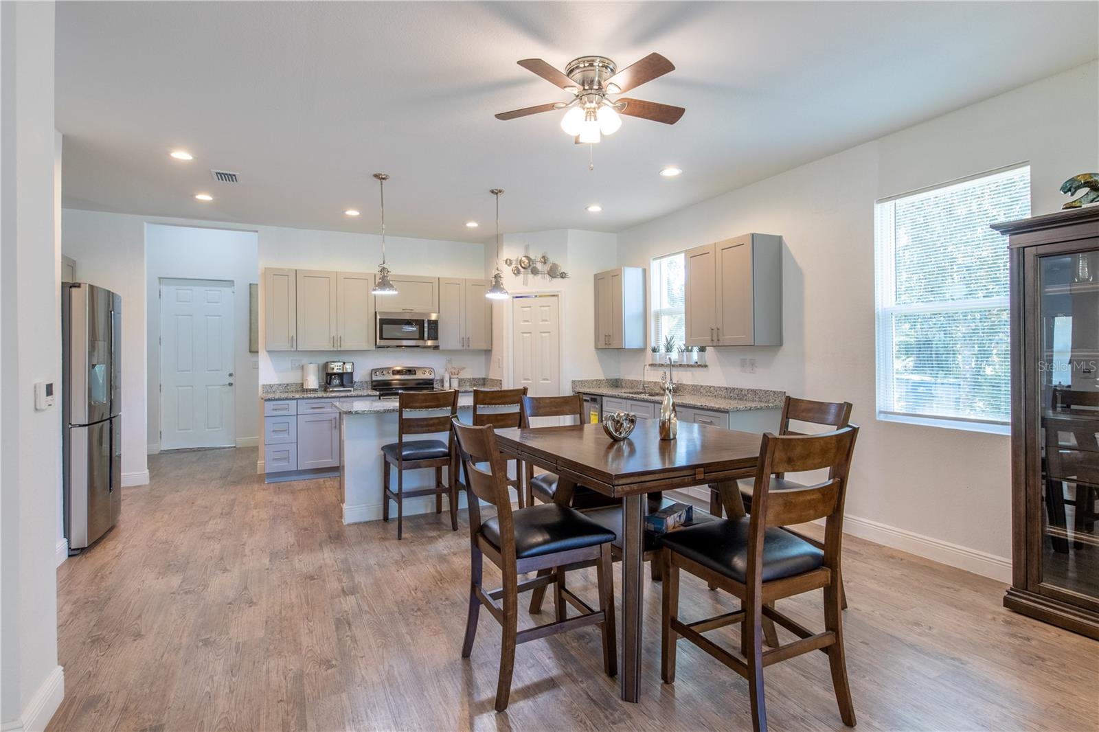 5694 ARAGON AVE, DE LEON SPRINGS, FL, 32130