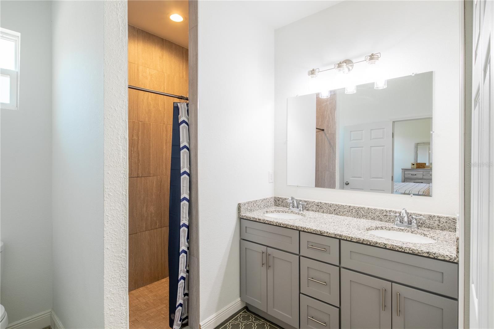 5694 ARAGON AVE, DE LEON SPRINGS, FL, 32130