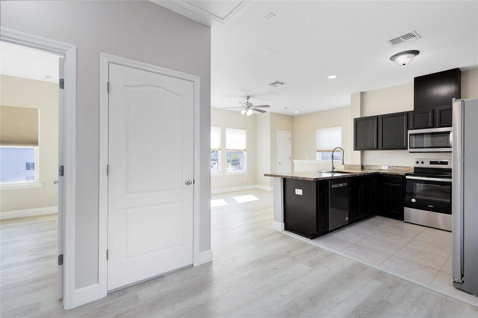 8410 LAUREATE BLVD, ORLANDO, FL, 32827