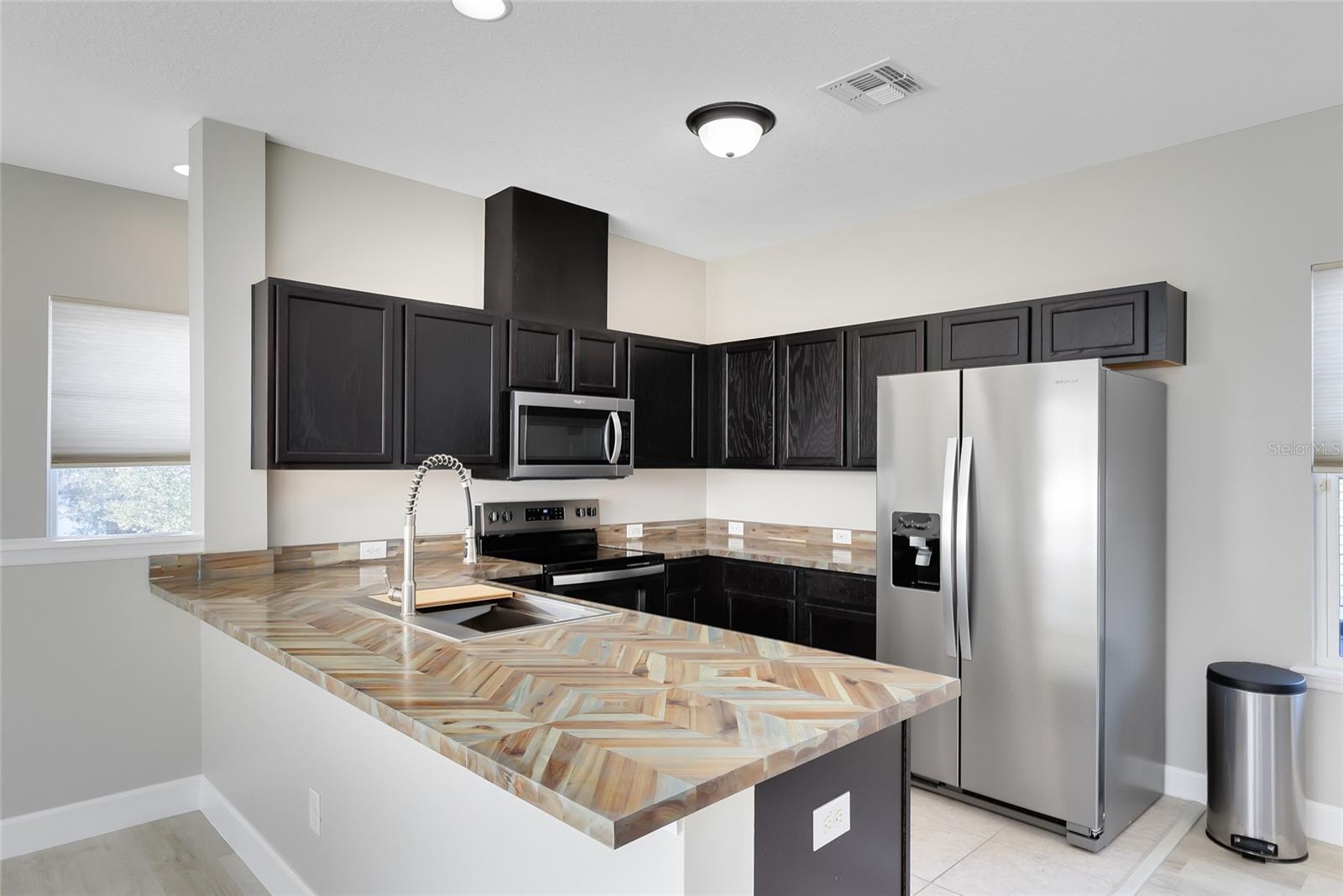 8410 LAUREATE BLVD, ORLANDO, FL, 32827