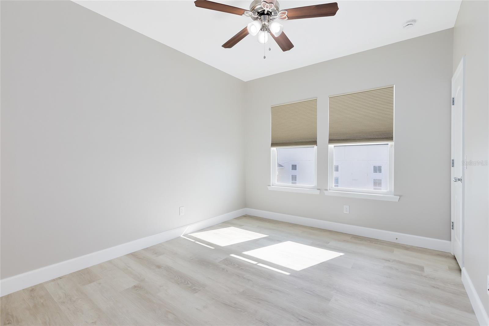 8410 LAUREATE BLVD, ORLANDO, FL, 32827