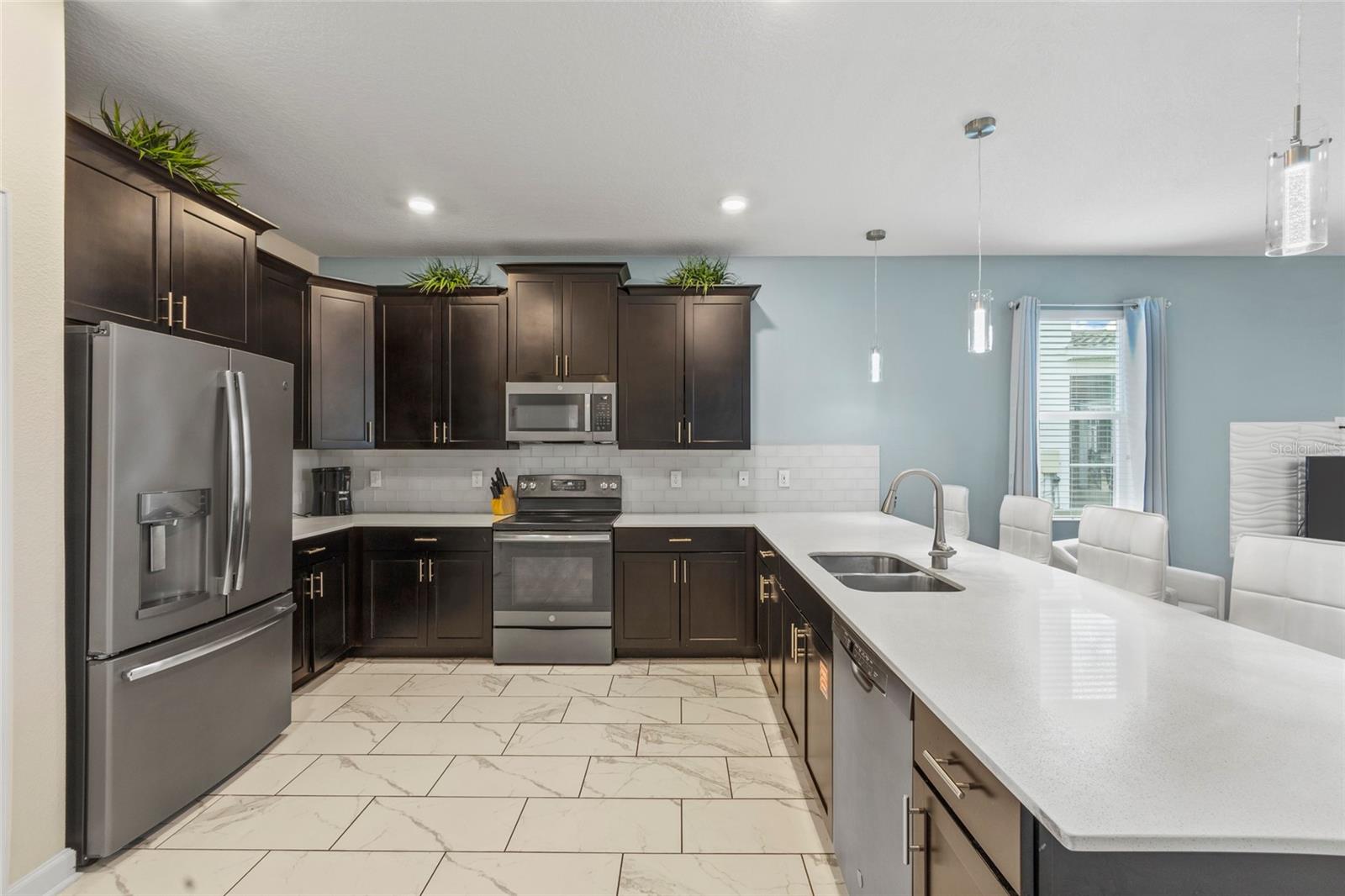 8831 INTERLOCKING CT, DAVENPORT, FL, 33896
