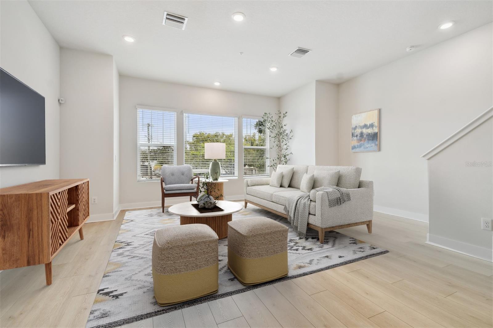 6605 N NEBRASKA AVE #28, TAMPA, FL, 33604