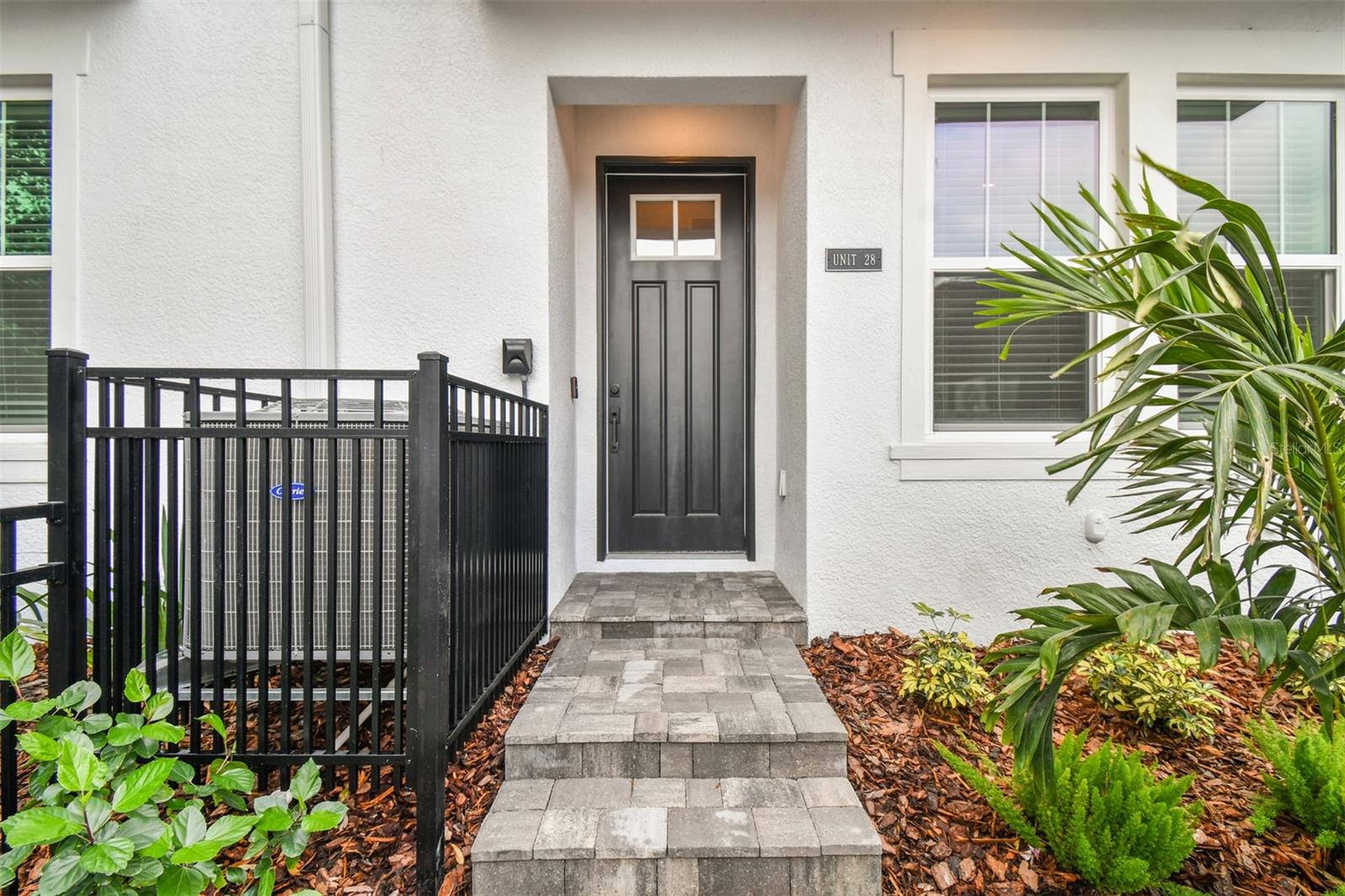 6605 N NEBRASKA AVE #28, TAMPA, FL, 33604