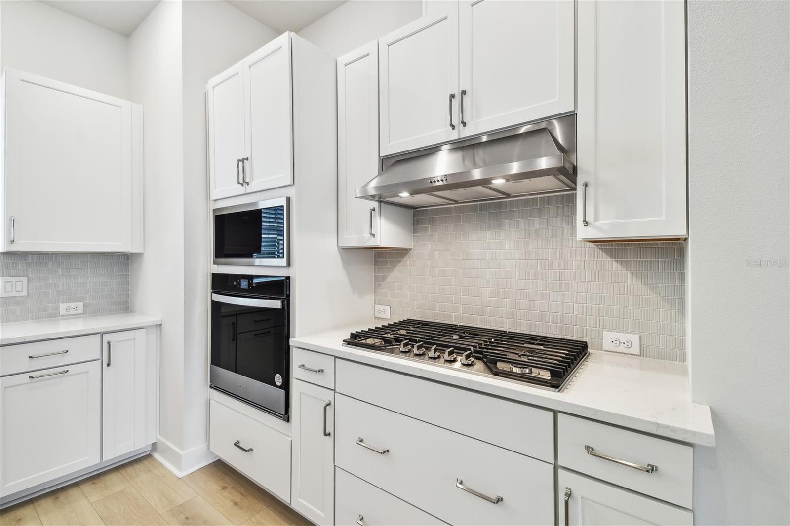 6605 N NEBRASKA AVE #28, TAMPA, FL, 33604