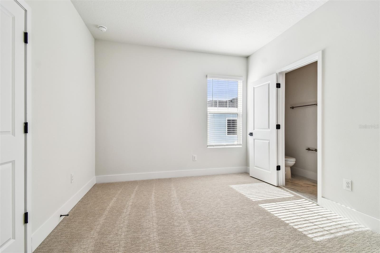 6605 N NEBRASKA AVE #28, TAMPA, FL, 33604