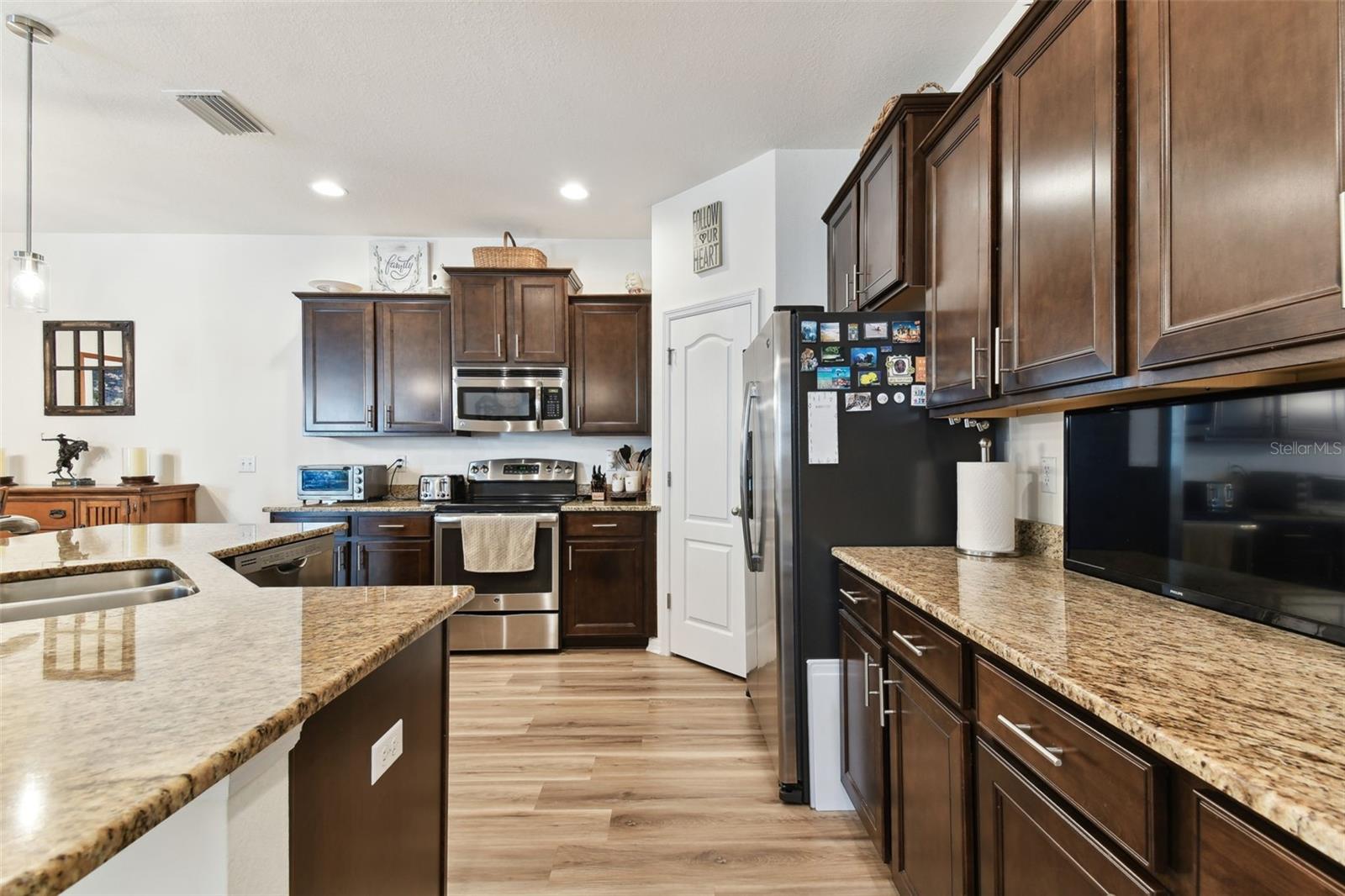 32853 WOODTHRUSH WAY, WESLEY CHAPEL, FL, 33545