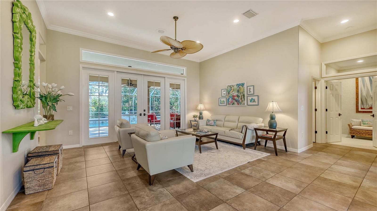 8504 WOODBRIAR DR, SARASOTA, FL, 34238
