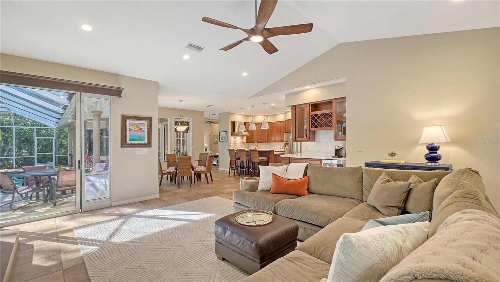 8504 WOODBRIAR DR, SARASOTA, FL, 34238
