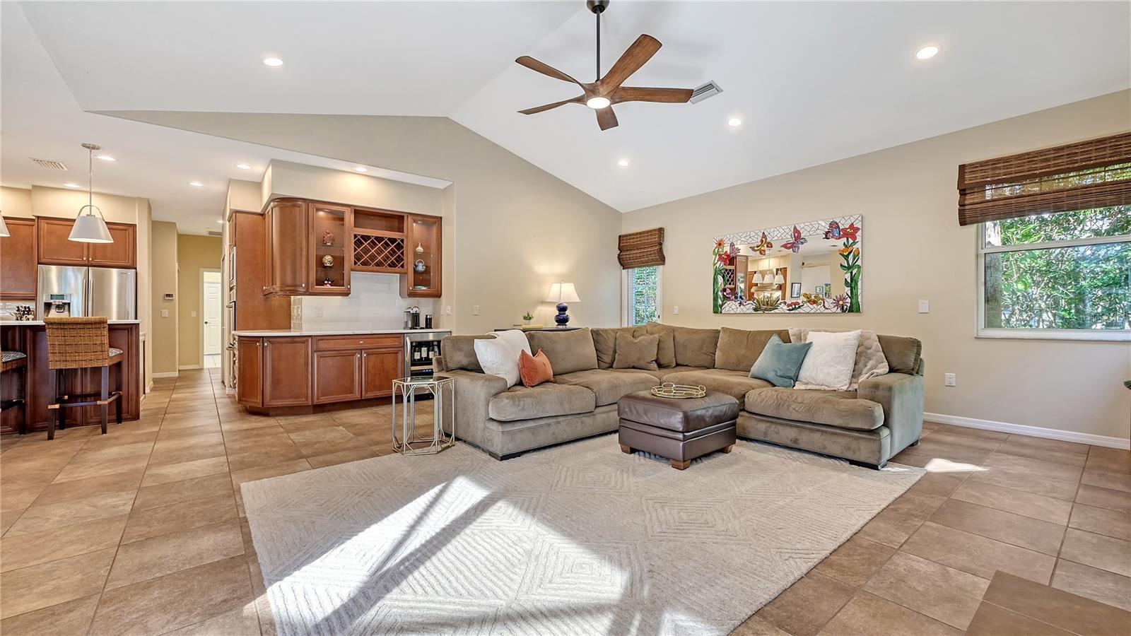 8504 WOODBRIAR DR, SARASOTA, FL, 34238