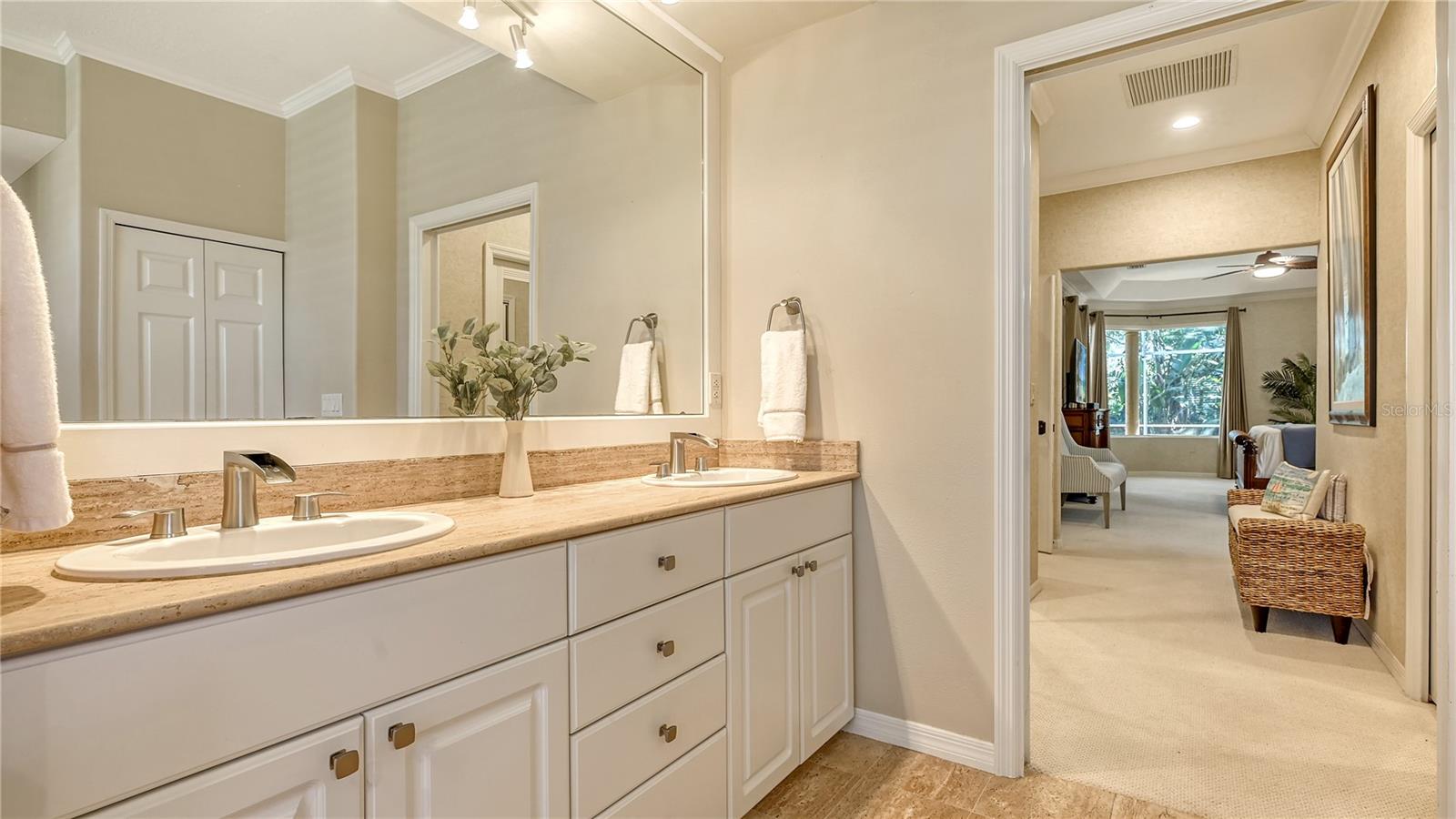 8504 WOODBRIAR DR, SARASOTA, FL, 34238