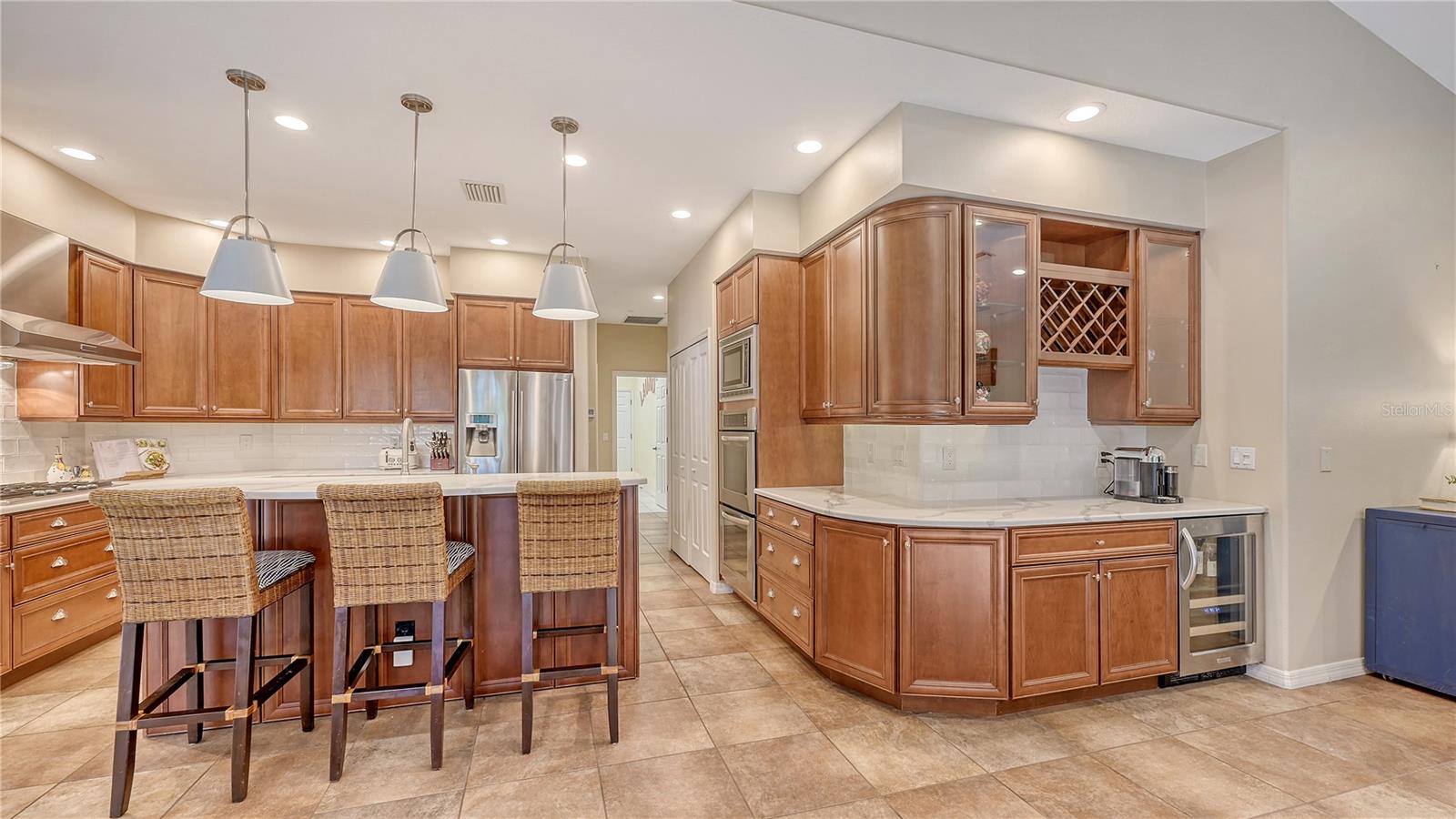 8504 WOODBRIAR DR, SARASOTA, FL, 34238