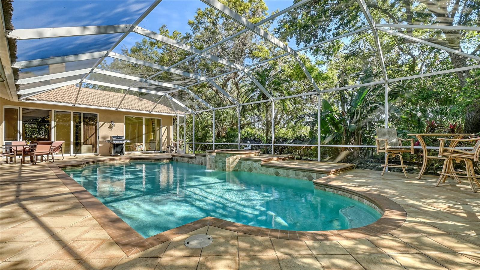 8504 WOODBRIAR DR, SARASOTA, FL, 34238