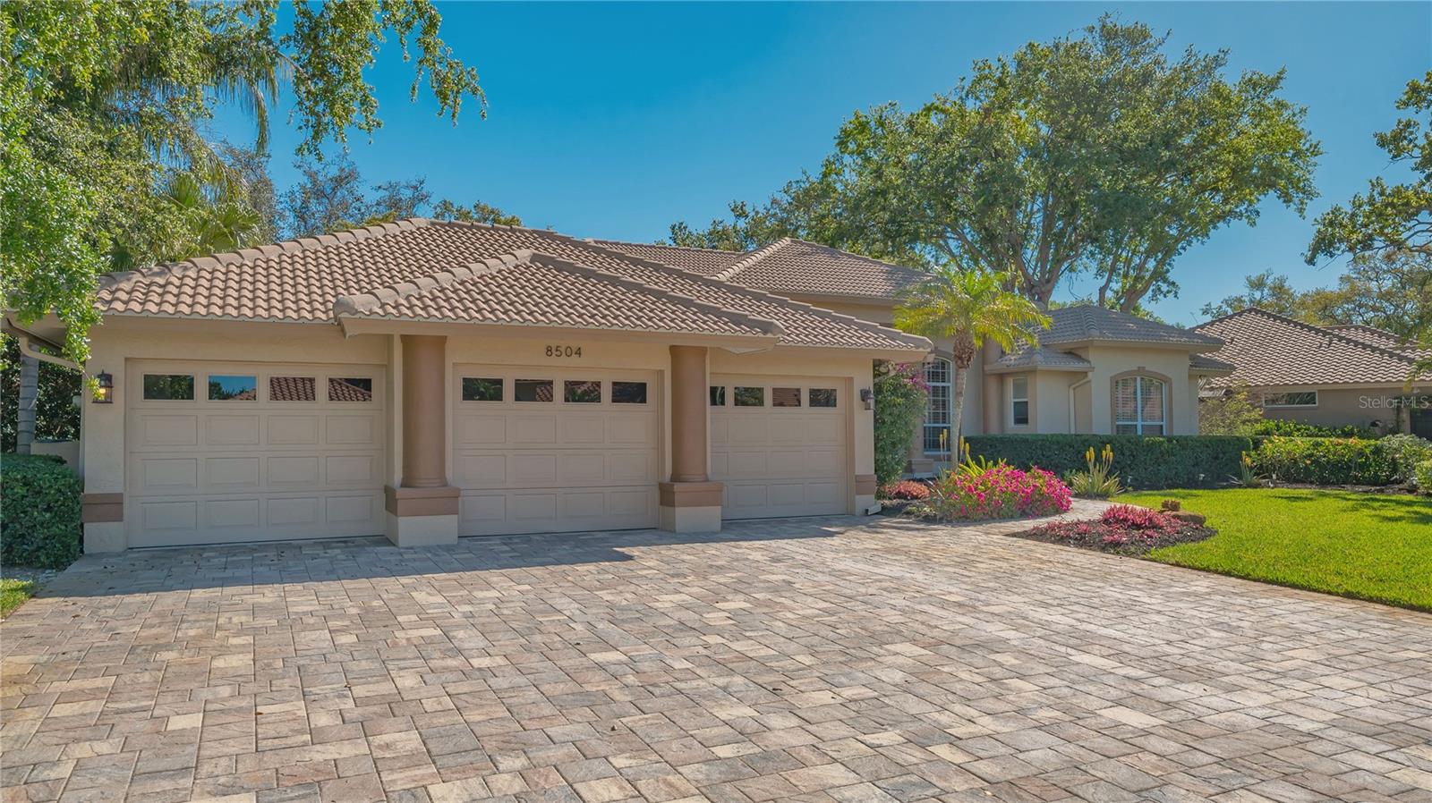 8504 WOODBRIAR DR, SARASOTA, FL, 34238