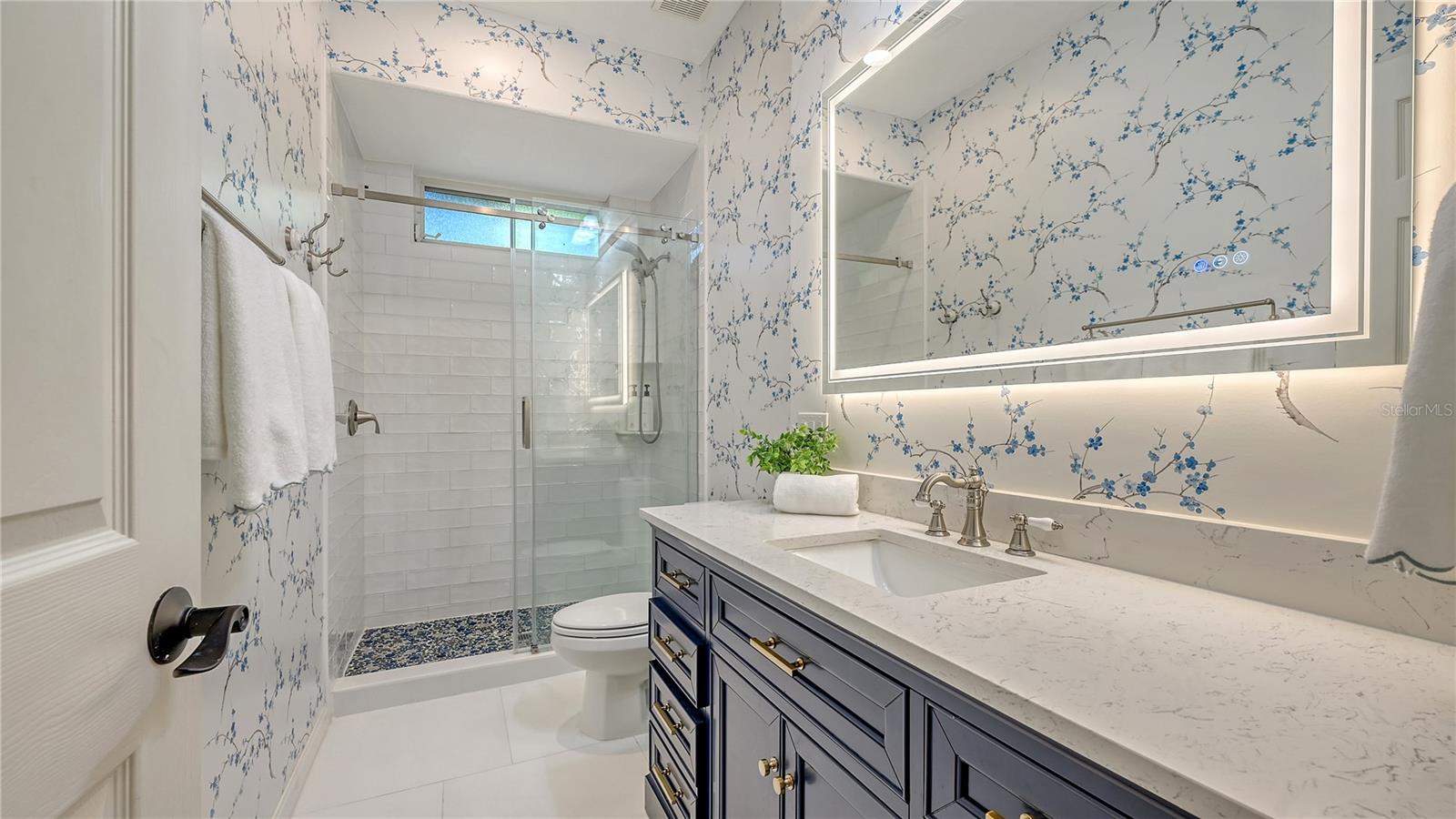 8504 WOODBRIAR DR, SARASOTA, FL, 34238
