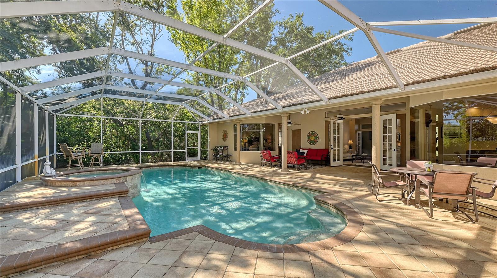 8504 WOODBRIAR DR, SARASOTA, FL, 34238