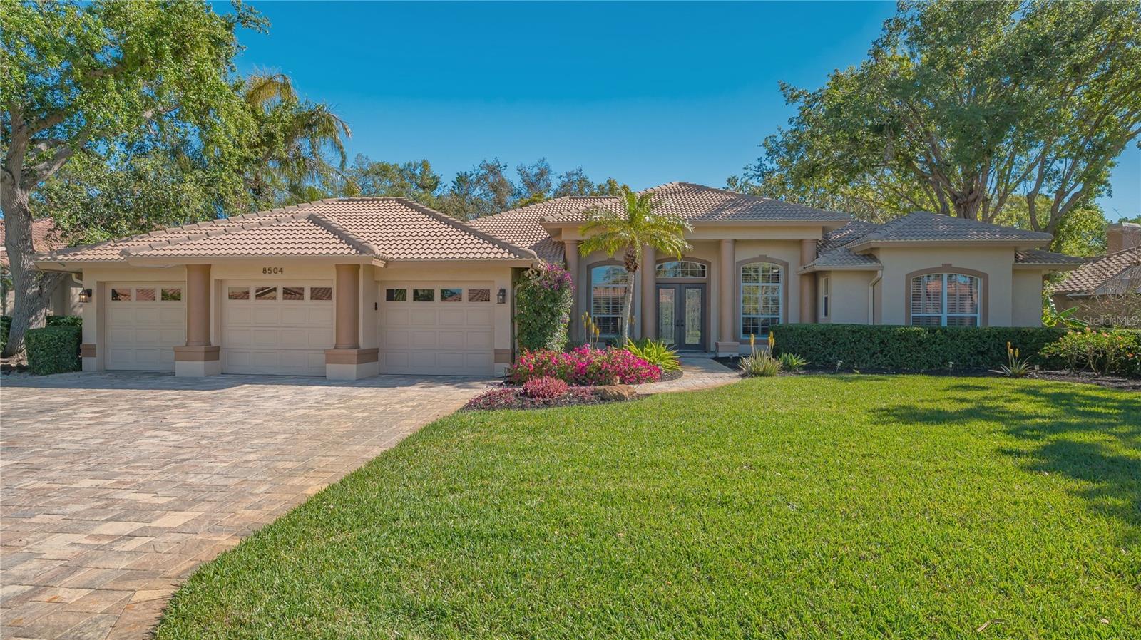 8504 WOODBRIAR DR, SARASOTA, FL, 34238