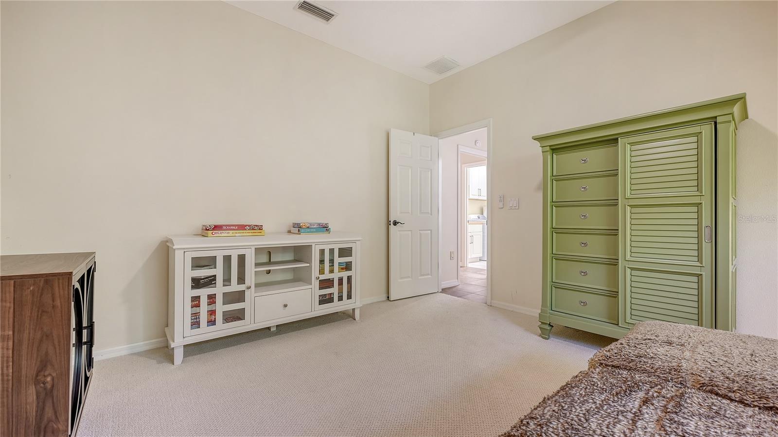 8504 WOODBRIAR DR, SARASOTA, FL, 34238