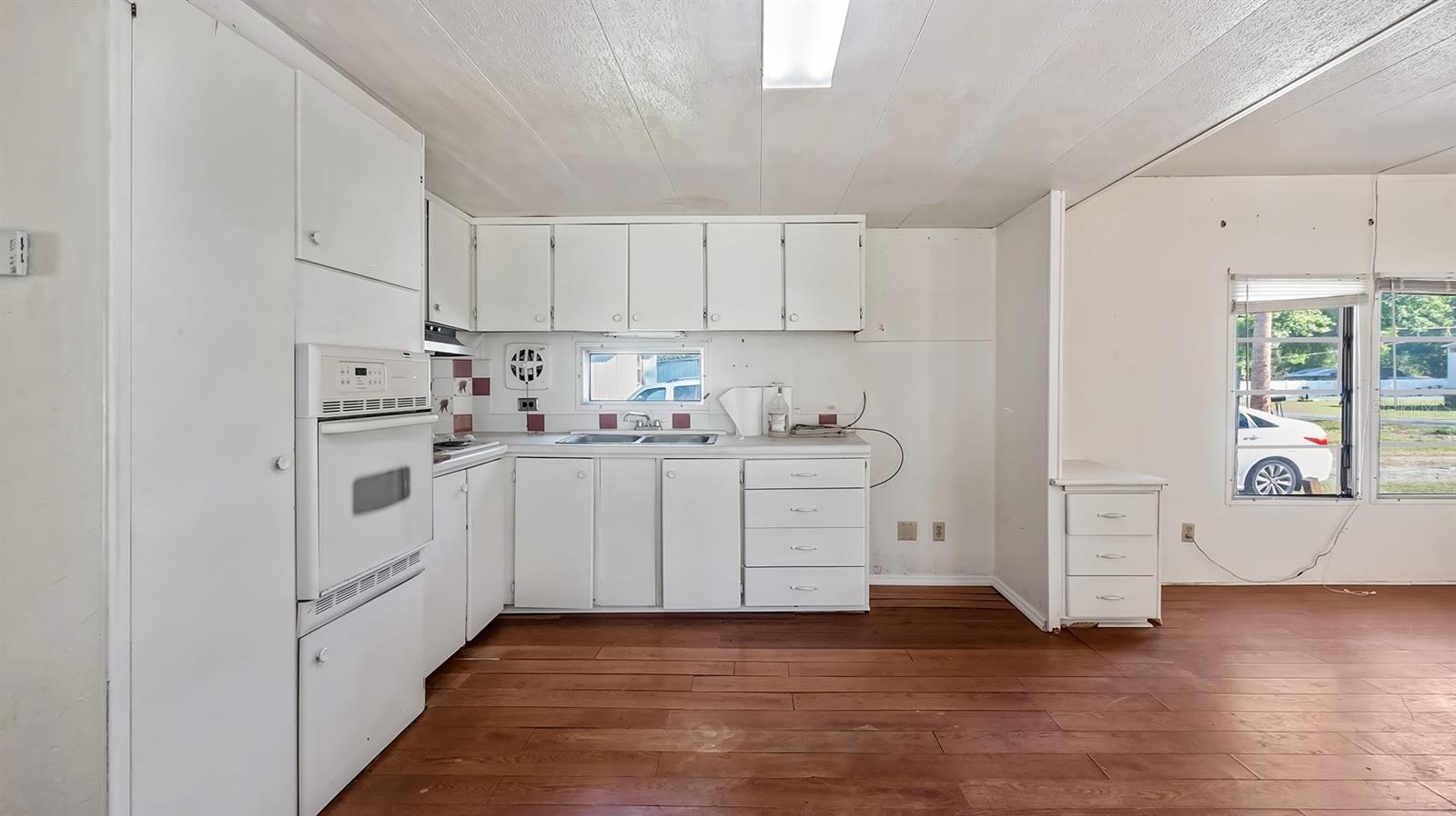 28821 HUBBARD ST, LEESBURG, FL, 34748