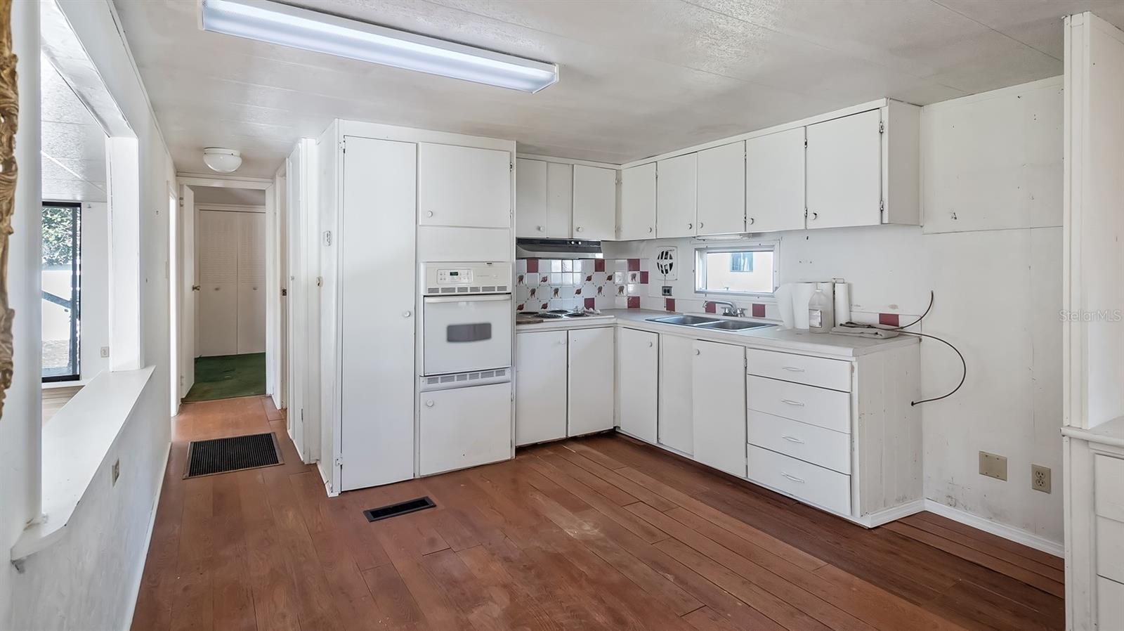 28821 HUBBARD ST, LEESBURG, FL, 34748