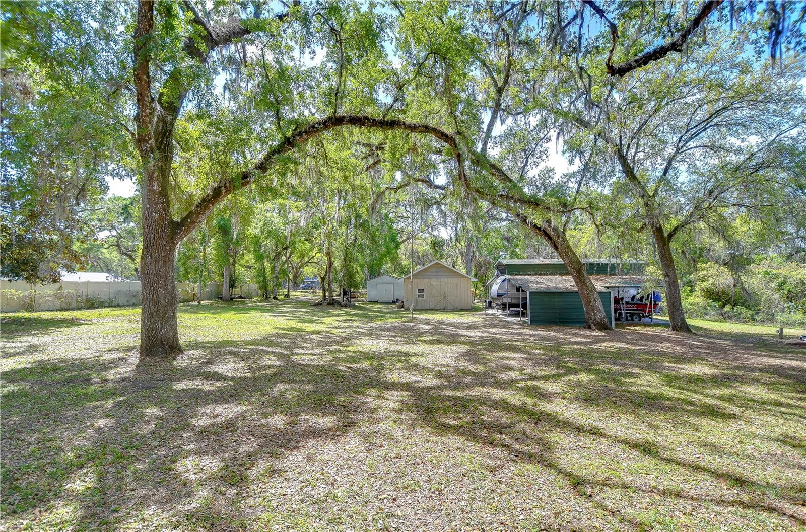 37410 DIXIE AVE, DADE CITY, FL, 33525