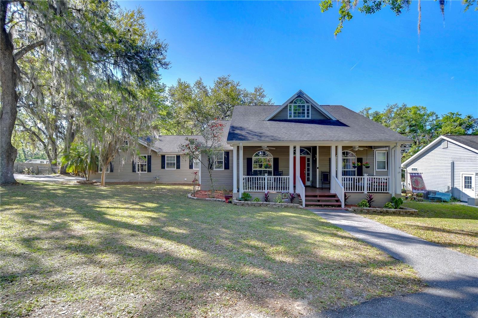 37410 DIXIE AVE, DADE CITY, FL, 33525