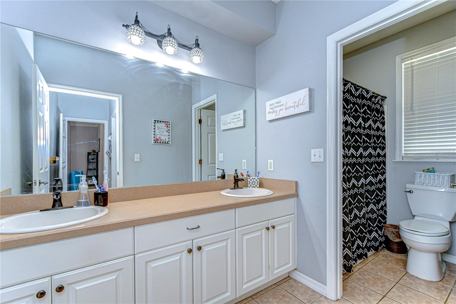 37410 DIXIE AVE, DADE CITY, FL, 33525