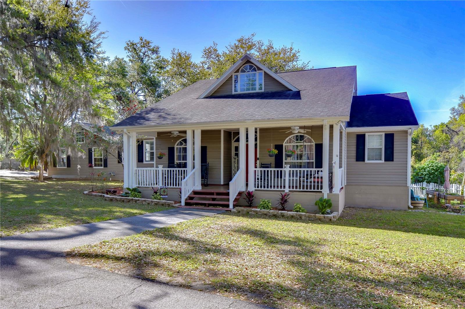 37410 DIXIE AVE, DADE CITY, FL, 33525