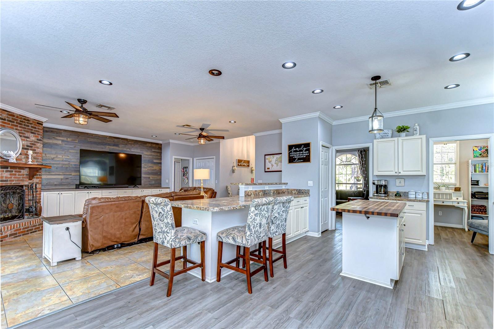 37410 DIXIE AVE, DADE CITY, FL, 33525